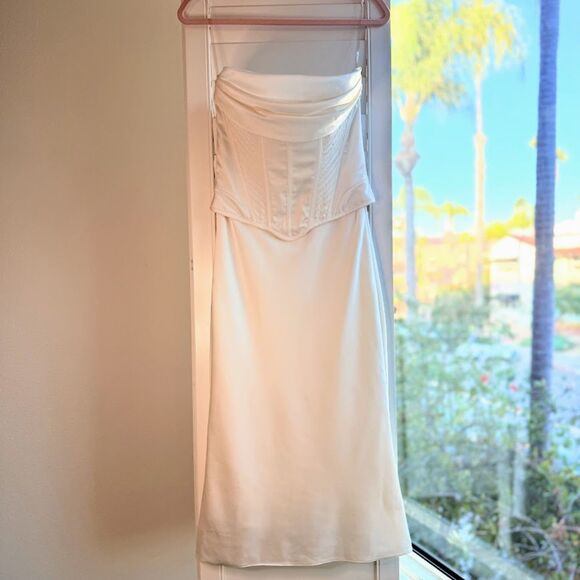 House of CB White Strapless Dress - Picture 5 of 15
